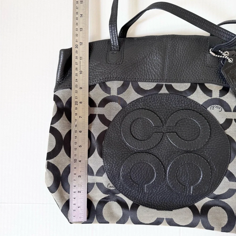 Coach 15013 Op Art Signature Bag